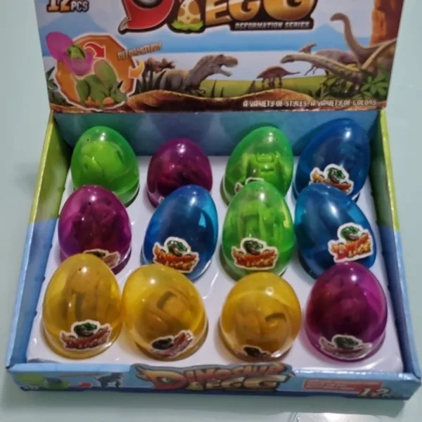 Ovo de dinossauro surpresa